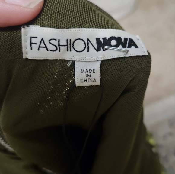 FASHION NOVA Shimmer On Sequin Maxi Dress - Green. Size Small NWT - Picture 4 of 16